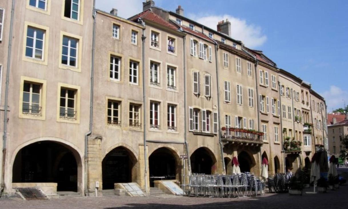 Mon Spacieux Studio Parking Un-Sejour-A-Part Saint-Julien-lès-Metz エクステリア 写真